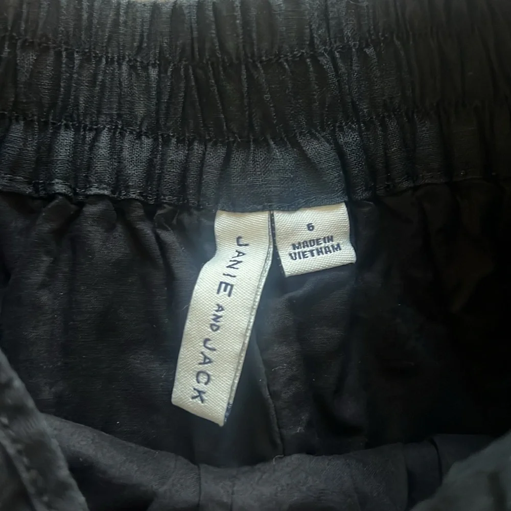 Janie and Jack Black Linen Blend Shorts size 7